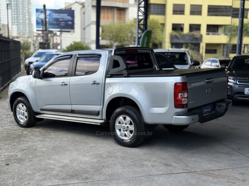 S10 2.4 LT 4X2 CD 8V FLEX 4P MANUAL - 2013 - CAXIAS DO SUL