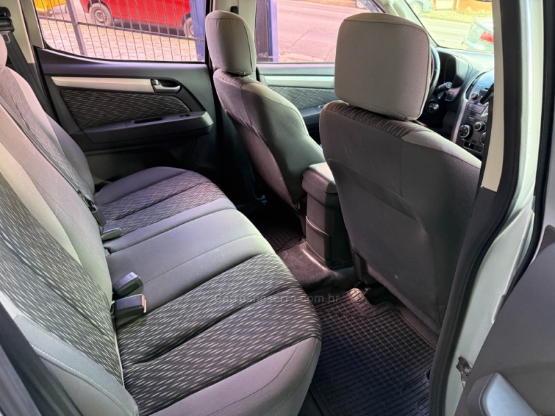 S10 2.4 LT 4X2 CD 8V FLEX 4P MANUAL - 2013 - CAXIAS DO SUL