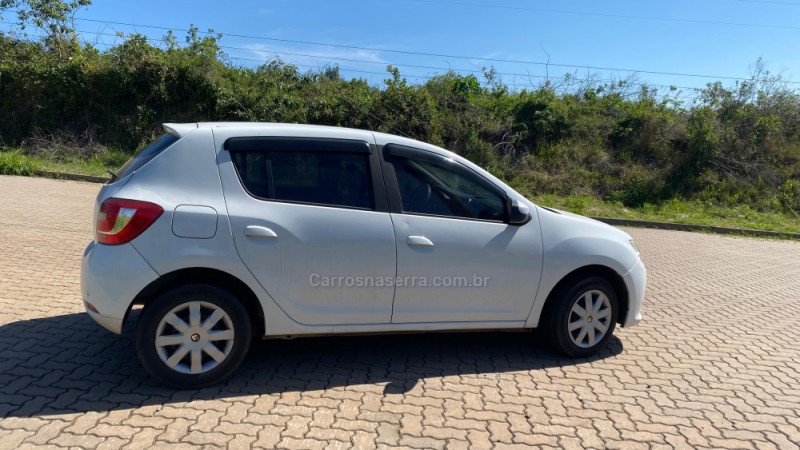 SANDERO 1.0 EXPRESSION 16V FLEX 4P MANUAL - 2019 - IVOTI