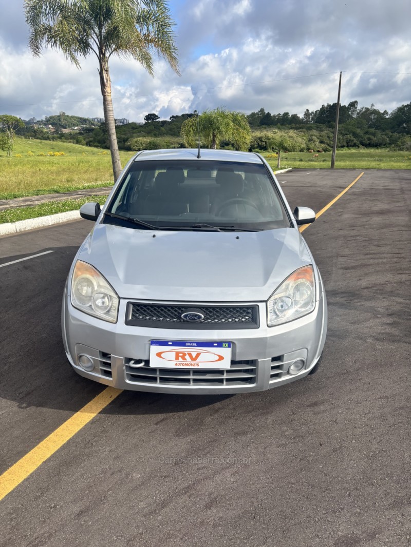 FIESTA 1.0 MPI 8V GASOLINA 4P MANUAL - 2008 - CARLOS BARBOSA