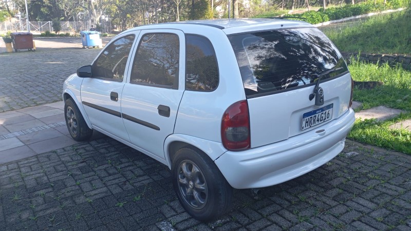 CORSA 1.0 MPF WIND 8V GASOLINA 4P MANUAL - 2001 - FARROUPILHA
