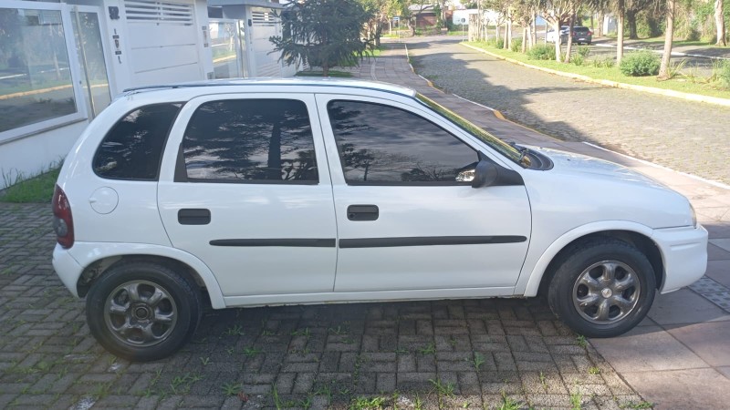 CORSA 1.0 MPF WIND 8V GASOLINA 4P MANUAL - 2001 - FARROUPILHA