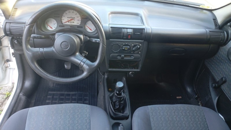 CORSA 1.0 MPF WIND 8V GASOLINA 4P MANUAL - 2001 - FARROUPILHA