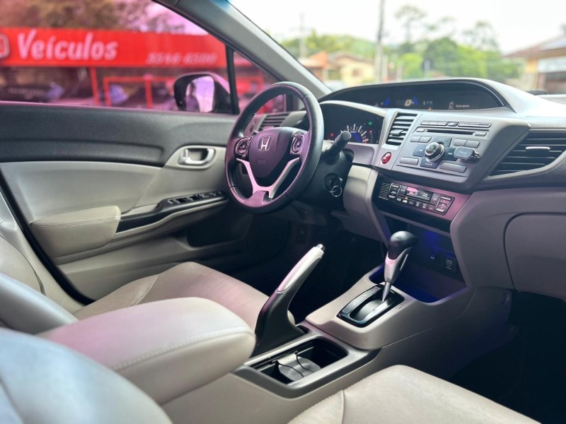 CIVIC 1.8 LXL SE 16V FLEX 4P AUTOMÁTICO - 2013 - TRêS COROAS