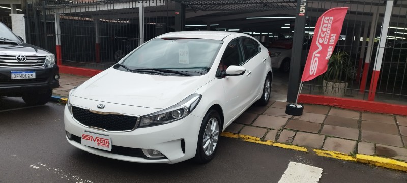 CERATO 1.6 SX3 16V GASOLINA 4P AUTOMÁTICO