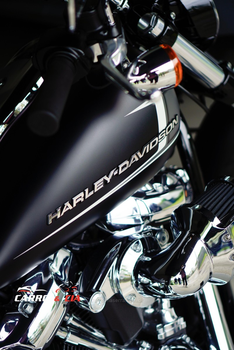 SOFTAIL BREAKOUT - 2023 - SANTA CRUZ DO SUL