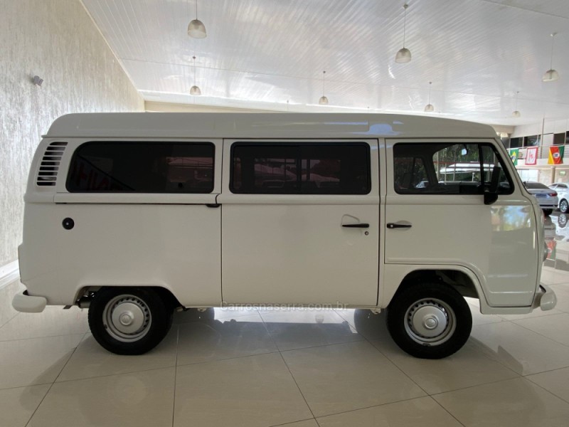 KOMBI 1.4 MI STD 8V FLEX 3P MANUAL - 2012 - LAJEADO