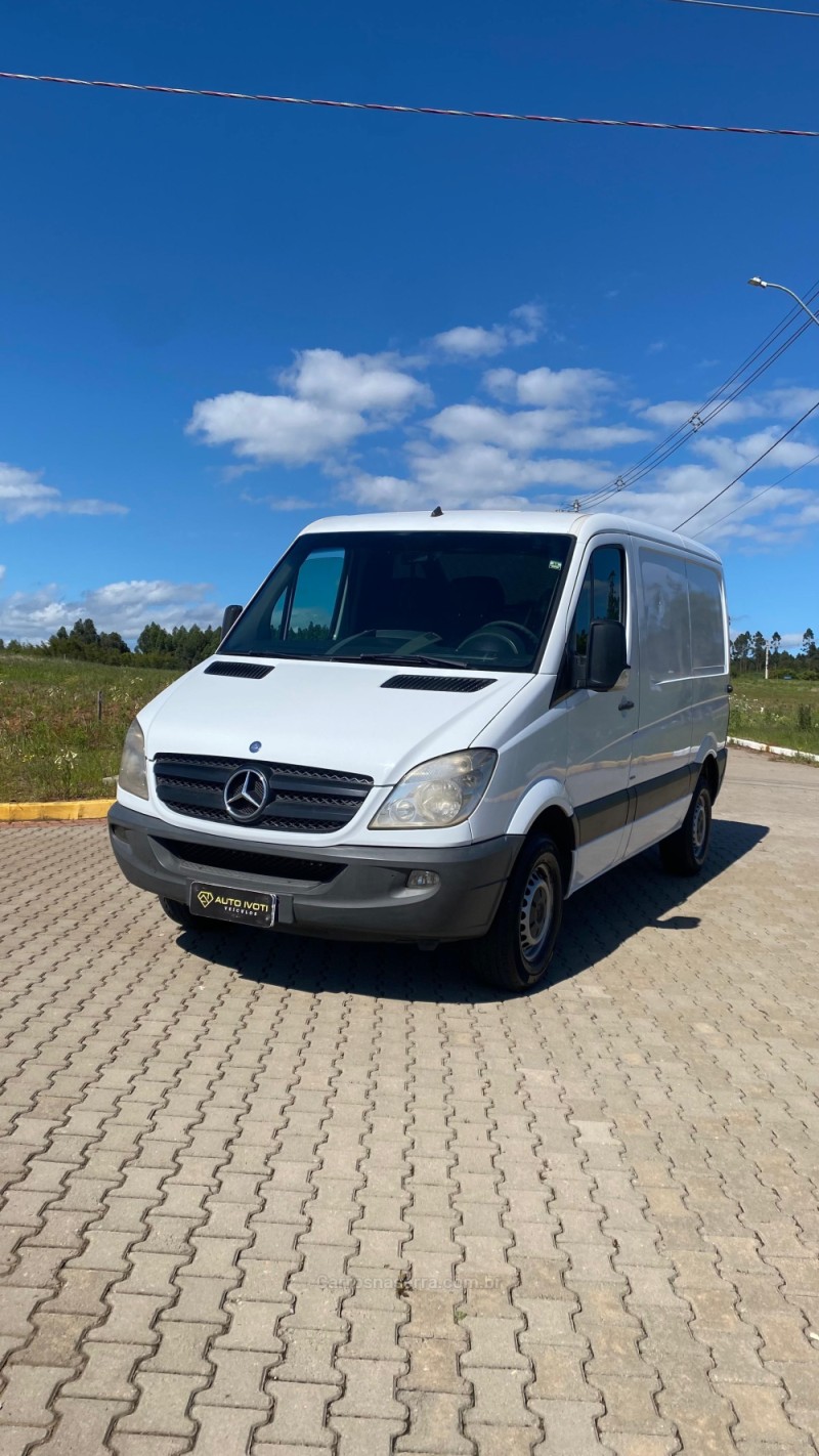 SPRINTER 2.2 CHASSI 415 LONGO DIESEL 3P MANUAL - 2013 - IVOTI