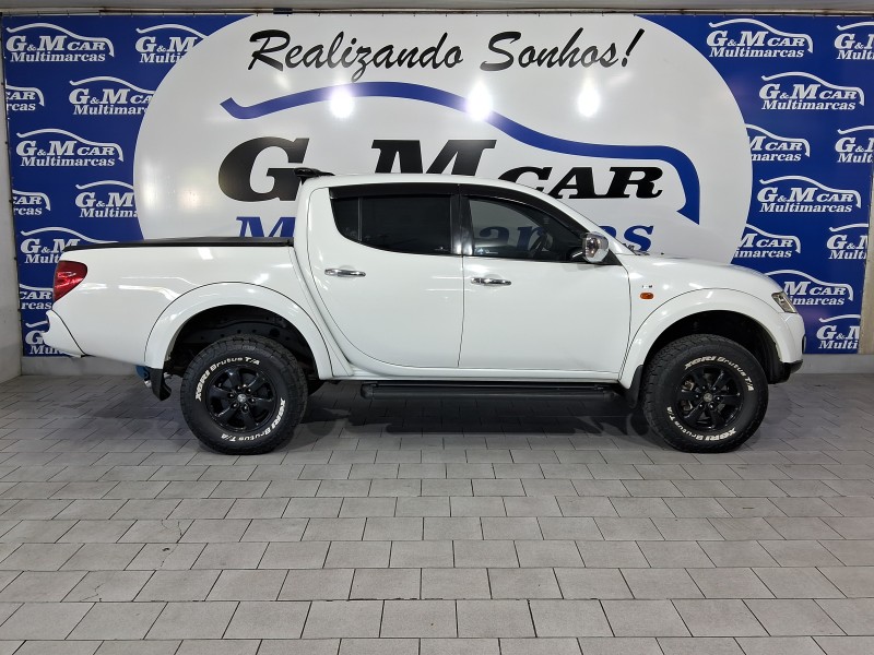 L200 TRITON 3.2 HPE 4X4 CD 16V TURBO INTERCOOLER DIESEL 4P AUTOMÁTICO - 2013 - SãO SEBASTIãO DO CAí