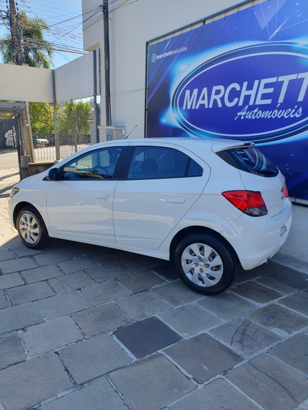 ONIX 1.4 MPFI LT 8V FLEX 4P MANUAL - 2016 - CAXIAS DO SUL