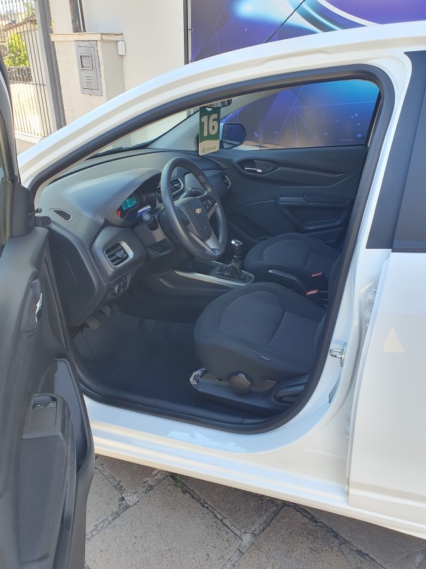 ONIX 1.4 MPFI LT 8V FLEX 4P MANUAL - 2016 - CAXIAS DO SUL