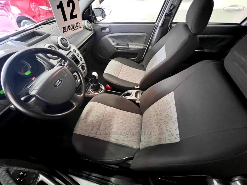FIESTA 1.6 MPI CLASS HATCH 8V FLEX 4P MANUAL - 2012 - CARLOS BARBOSA