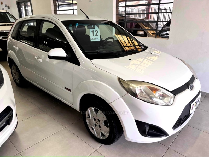 FIESTA 1.6 MPI CLASS HATCH 8V FLEX 4P MANUAL - 2012 - CARLOS BARBOSA
