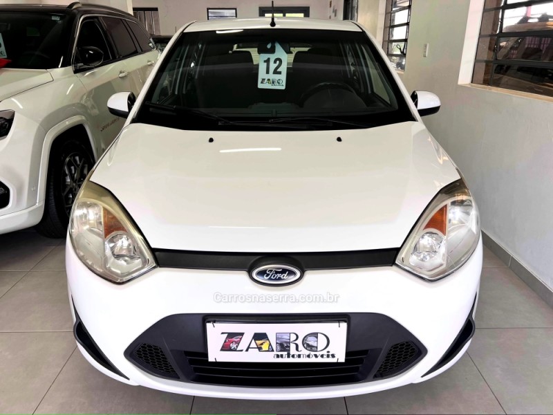 FIESTA 1.6 MPI CLASS HATCH 8V FLEX 4P MANUAL - 2012 - CARLOS BARBOSA