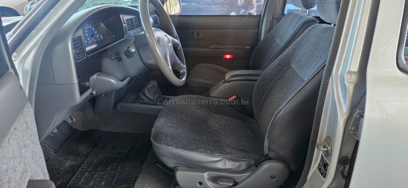 HILUX 3.0 SRV 4X2 CD 8V DIESEL 4P MANUAL - 2002 - CAXIAS DO SUL