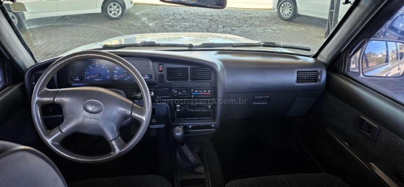 HILUX 3.0 SRV 4X2 CD 8V DIESEL 4P MANUAL - 2002 - CAXIAS DO SUL