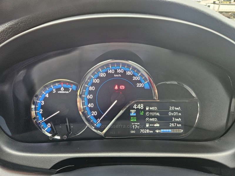 YARIS 1.5 XS 16V FLEX 4P AUTOMÁTICO - 2024 - VERANóPOLIS