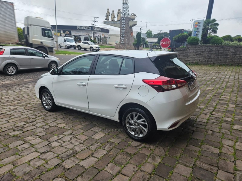 yaris 1.5 xs 16v flex 4p automatico 2024 veranopolis