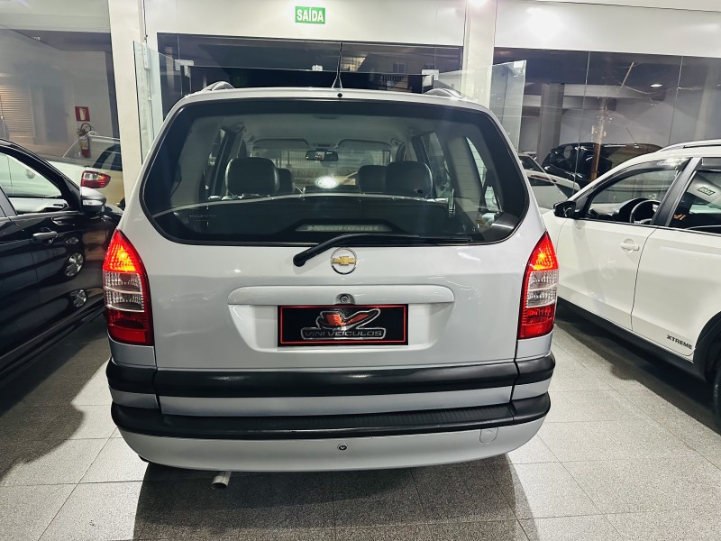 ZAFIRA 2.0 MPFI ELEGANCE 8V FLEX 4P MANUAL - 2008 - CAXIAS DO SUL