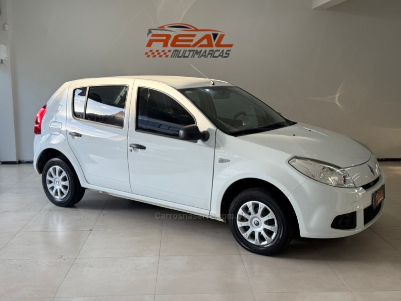 SANDERO 1.0 AUTHENTIQUE 16V FLEX 4P MANUAL - 2012 - CAXIAS DO SUL