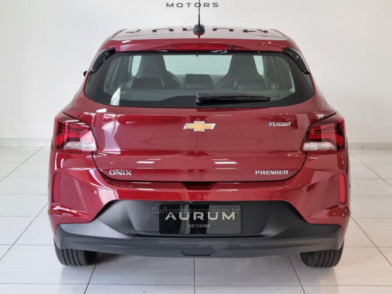 ONIX 1.0 PREMIER II 12V TURBO FLEX 4P AUTOMÁTICO - 2024 - CAXIAS DO SUL