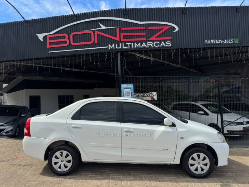 ETIOS 1.5 XS SEDAN 16V FLEX 4P MANUAL - 2013 - TAPEJARA