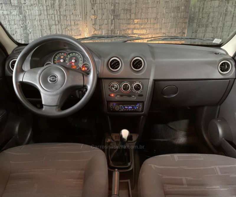 PRISMA 1.4 MPFI MAXX 8V FLEX 4P MANUAL - 2011 - CAXIAS DO SUL