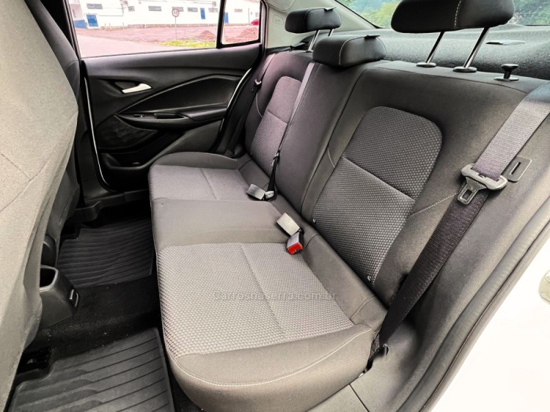 ONIX 1.0 LT PLUS 8V FLEX 4P MANUAL - 2022 - ESTâNCIA VELHA