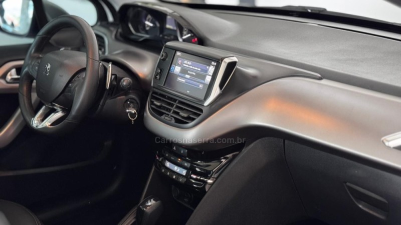 208 1.0 GRIFFE 12V TURBO FLEX 4P AUTOMÁTICO - 2017 - ESTâNCIA VELHA