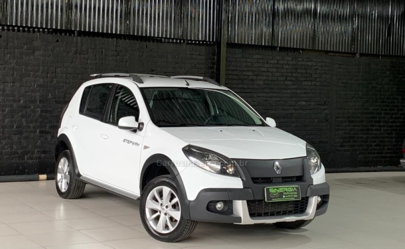 SANDERO 1.6 STEPWAY 8V FLEX 4P MANUAL - 2014 - CAXIAS DO SUL