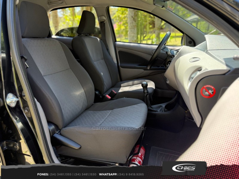 ETIOS 1.5 XLS 16V FLEX 4P MANUAL - 2013 - CARLOS BARBOSA