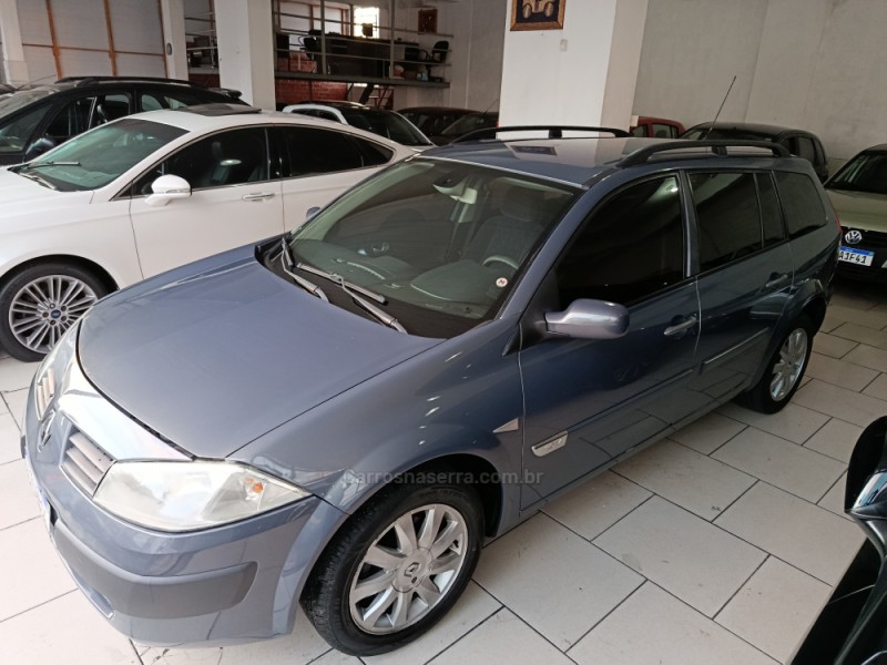 MÉGANE 1.6 DYNAMIQUE GRAND TOUR 16V FLEX 4P MANUAL - 2013 - CAXIAS DO SUL