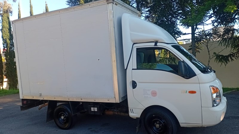 HR 2.5 TCI HD BAU 4X2 8V 97CV TURBO INTERCOOLER DIESEL 2P MANUAL - 2012 - FARROUPILHA