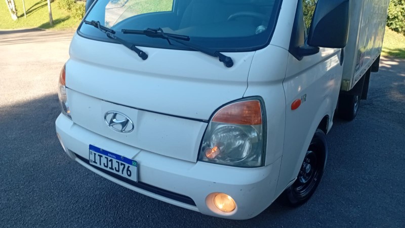 HR 2.5 TCI HD BAU 4X2 8V 97CV TURBO INTERCOOLER DIESEL 2P MANUAL - 2012 - FARROUPILHA