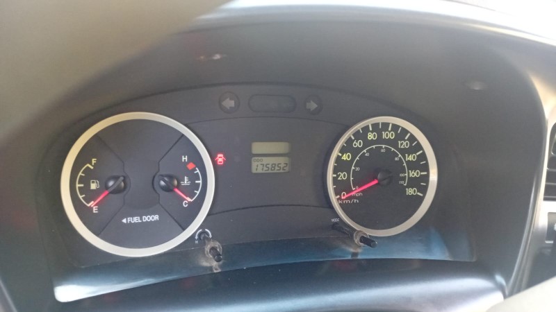 HR 2.5 TCI HD BAU 4X2 8V 97CV TURBO INTERCOOLER DIESEL 2P MANUAL - 2012 - FARROUPILHA