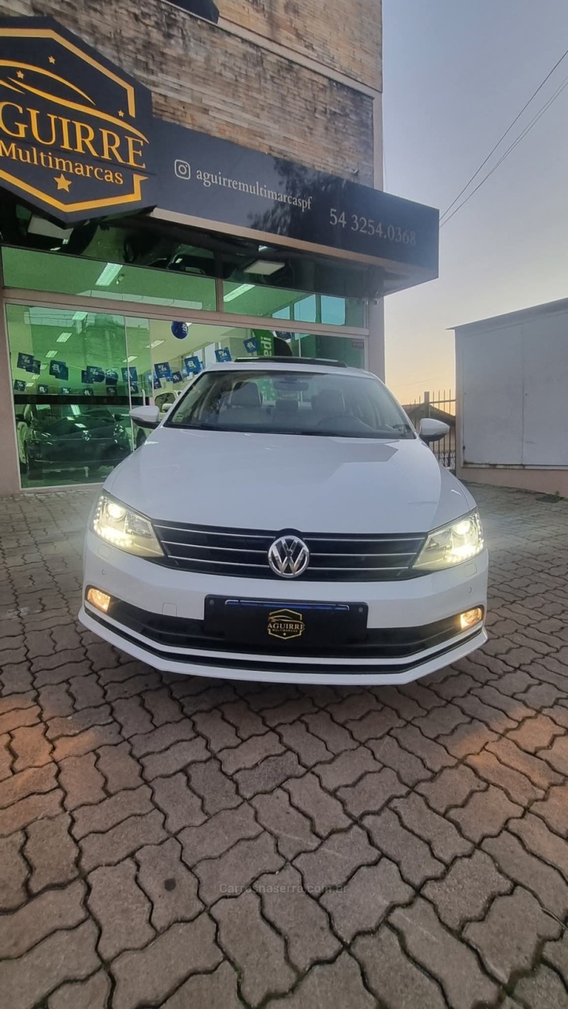 JETTA 2.0 TSI HIGHLINE 200CV GASOLINA 4P TIPTRONIC - 2017 - PASSO FUNDO