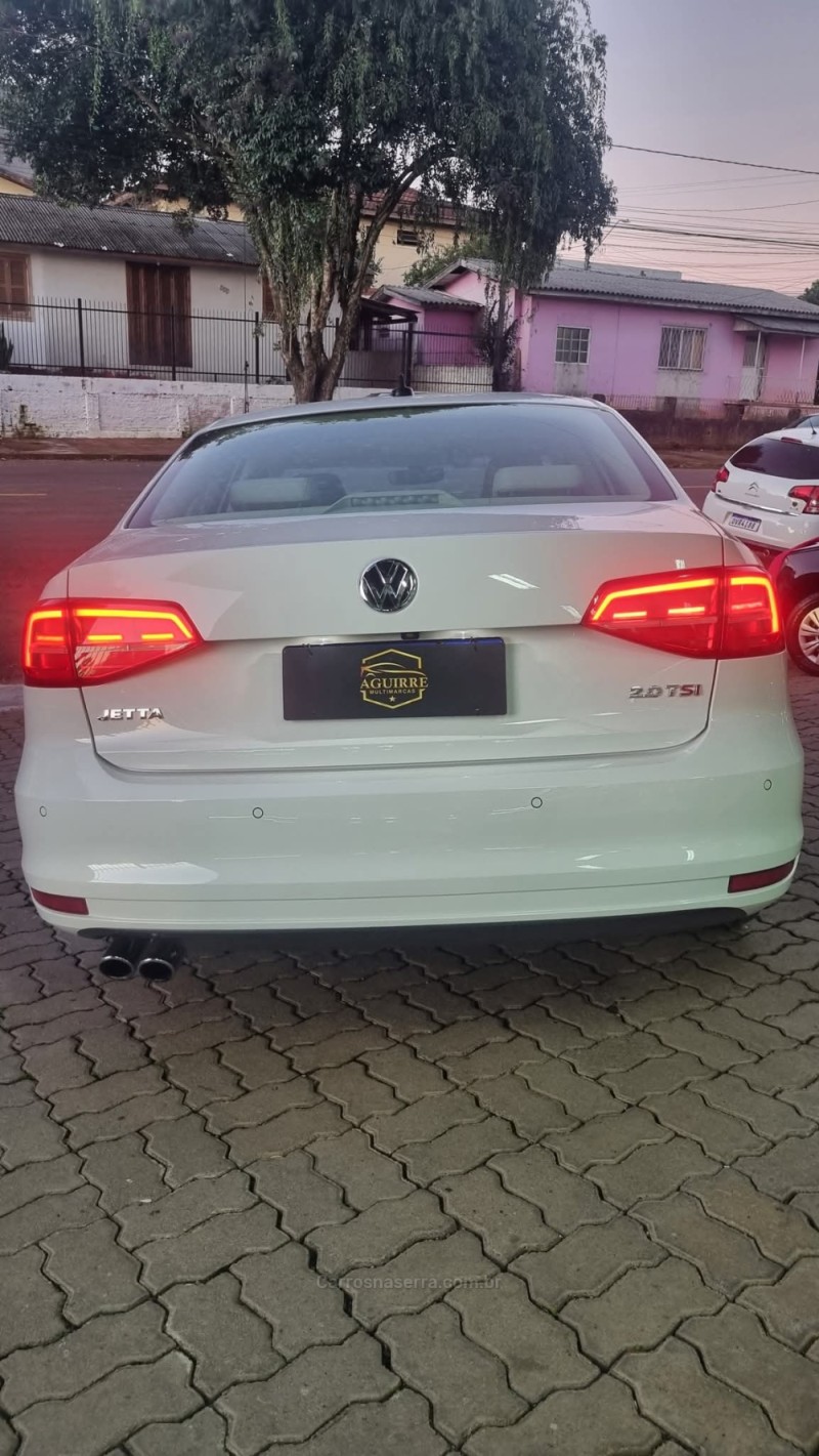JETTA 2.0 TSI HIGHLINE 200CV GASOLINA 4P TIPTRONIC - 2017 - PASSO FUNDO