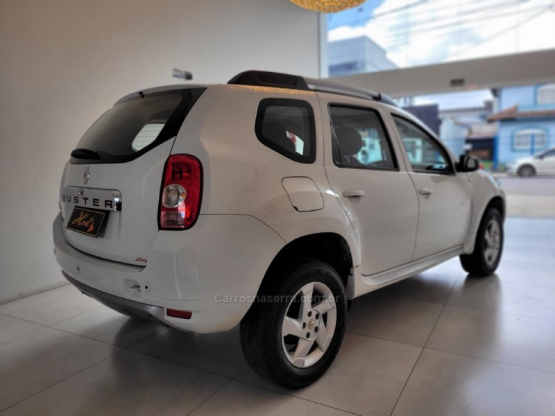 DUSTER 2.0 DYNAMIQUE 4X2 16V FLEX 4P MANUAL - 2013 - CANELA