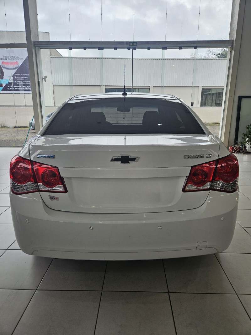 CRUZE 1.8 LT 16V FLEX 4P MANUAL - 2014 - FARROUPILHA