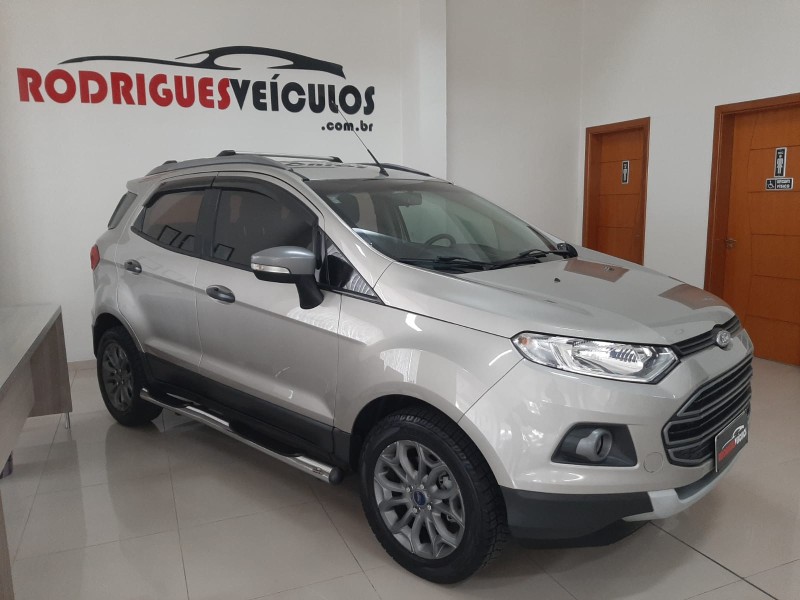 ecosport 1.6 freestyle 16v flex 4p manual 2017 caxias do sul