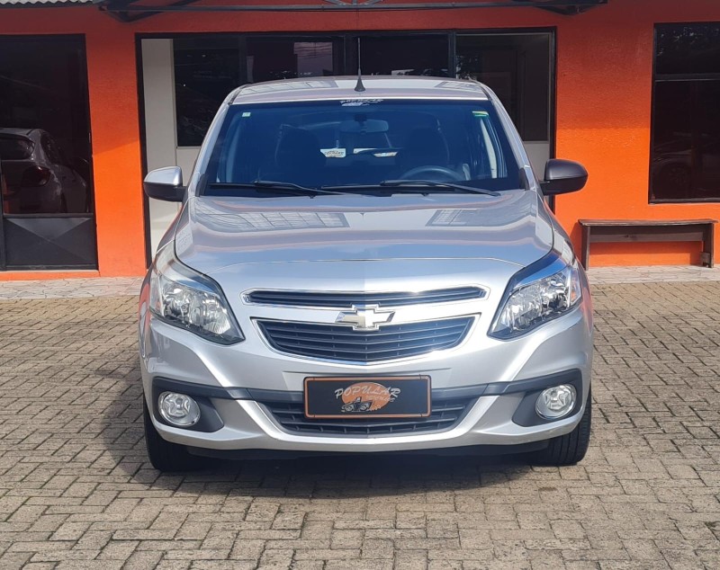 AGILE 1.4 MPFI LTZ 8V FLEX 4P MANUAL - 2014 - CANELA