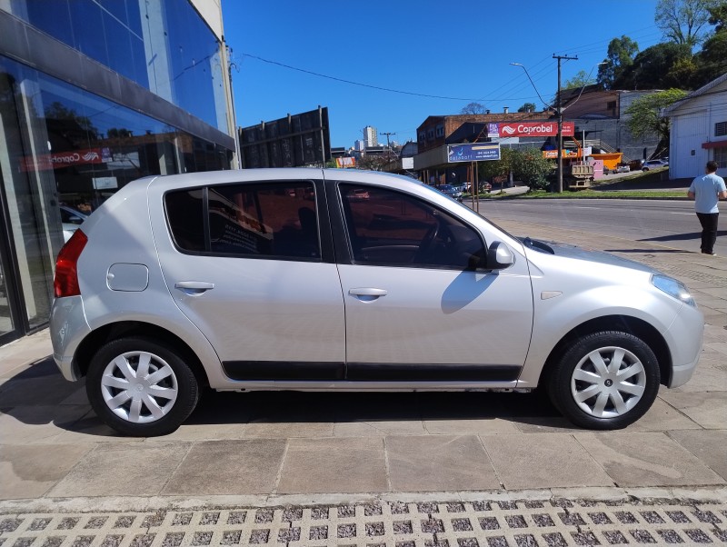 SANDERO 1.6 PRIVILÉGE 8V FLEX 4P MANUAL - 2008 - CAXIAS DO SUL