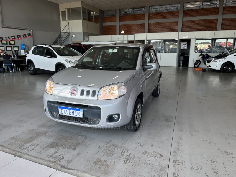UNO 1.0 EVO VIVACE 8V FLEX 4P MANUAL - 2014 - TAQUARA