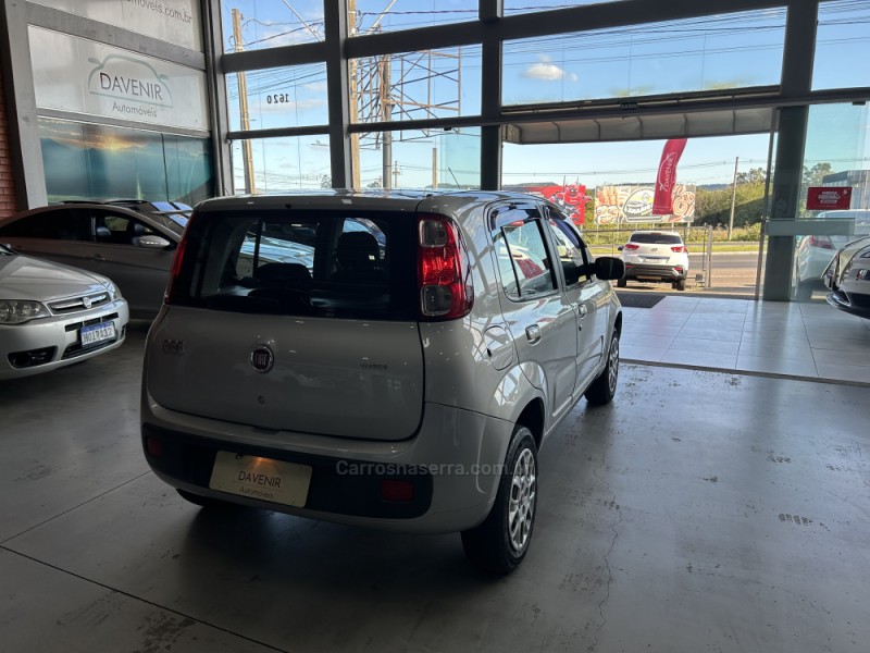 UNO 1.0 EVO VIVACE 8V FLEX 4P MANUAL - 2014 - TAQUARA