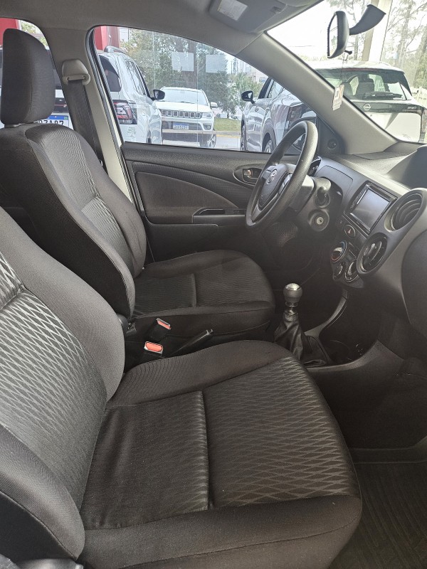 ETIOS 1.5 X SEDAN 16V FLEX 4P MANUAL - 2021 - FARROUPILHA