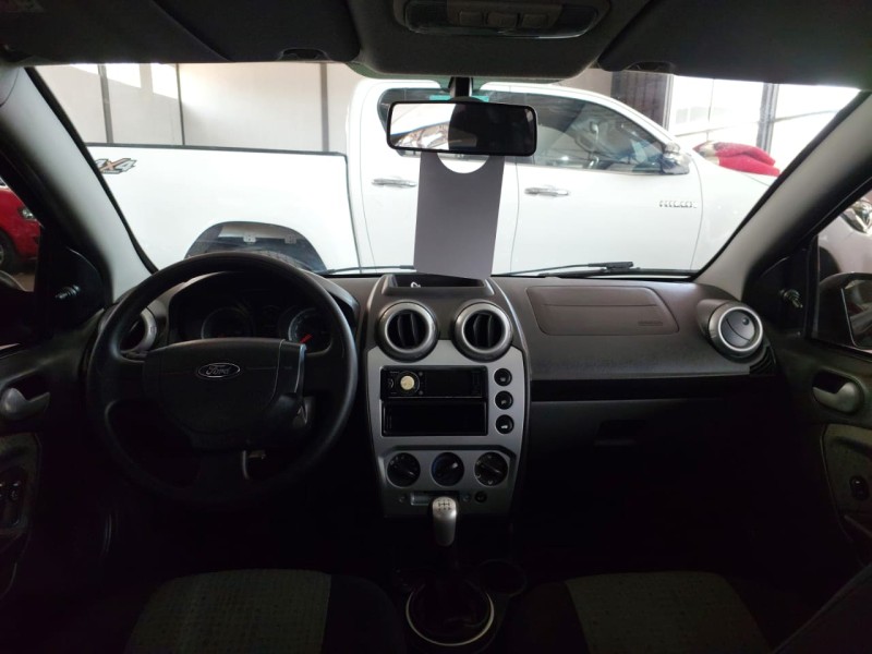 FIESTA 1.6 MPI SEDAN 8V FLEX 4P MANUAL - 2014 - SãO SEBASTIãO DO CAí