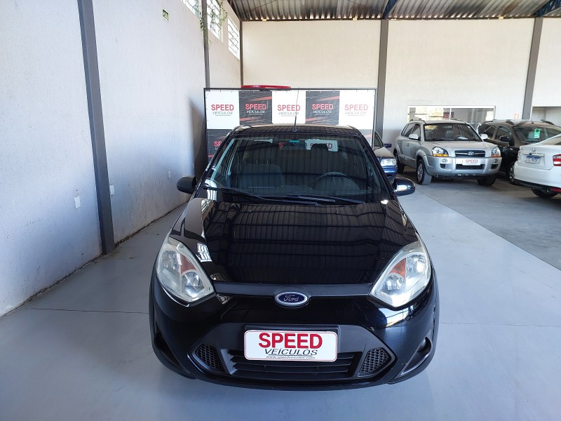 FIESTA 1.6 MPI SEDAN 8V FLEX 4P MANUAL - 2014 - SãO SEBASTIãO DO CAí