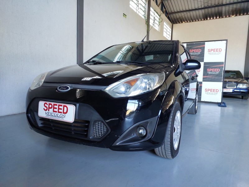 FIESTA 1.6 MPI SEDAN 8V FLEX 4P MANUAL - 2014 - SãO SEBASTIãO DO CAí