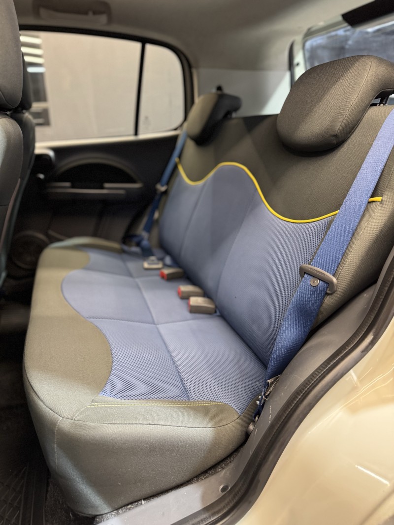 UNO 1.0 EVO VIVACE 8V FLEX 4P MANUAL - 2014 - CAXIAS DO SUL