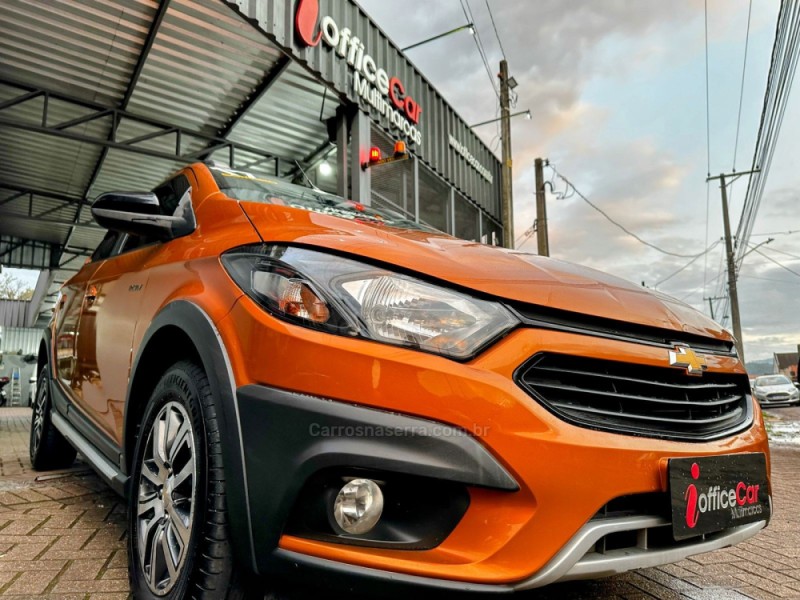 ONIX 1.4 MPFI ACTIV 8V FLEX 4P AUTOMÁTICO